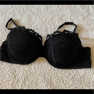 Victorias Secrets Black Lace Bra